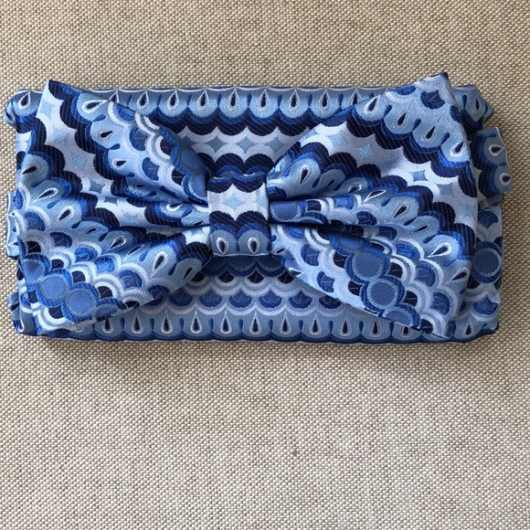 Stacy Adams Other - BOWS to MEN! Stacy Adams Bow Tie and Pocket Square Set